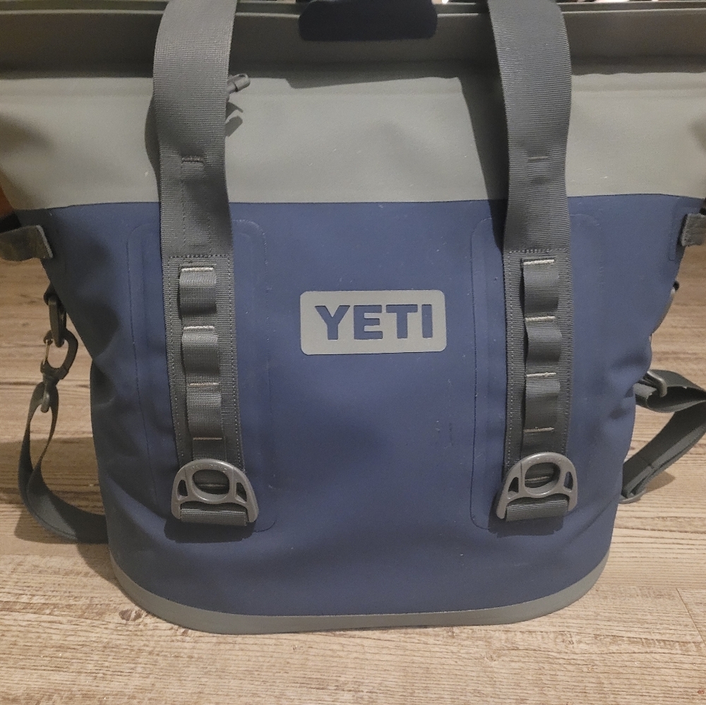 YETI Hopper M30 Soft Bag Cooler, Navy Blue & Grey